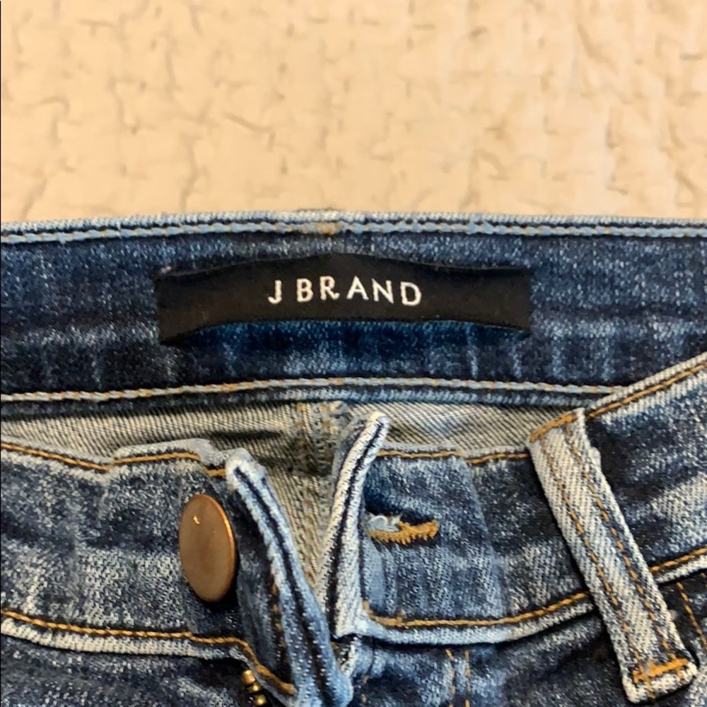 J BRAND MID RISE PATCH JEANS - Picture 3 of 4